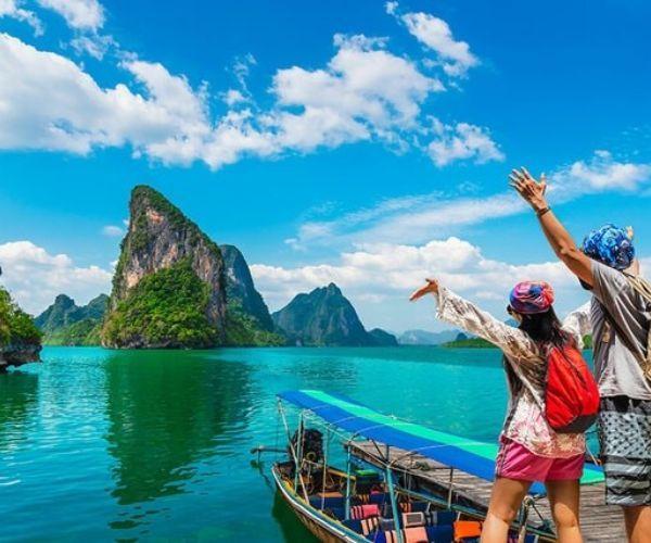 Phát triển du lịch hài hòa với bảo tồn môi trường và lợi ích cộng đồng.